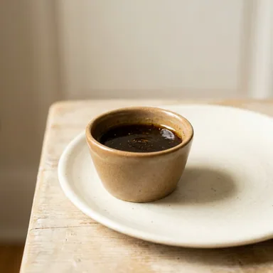 Kleiner Becher Balsamico Dressing